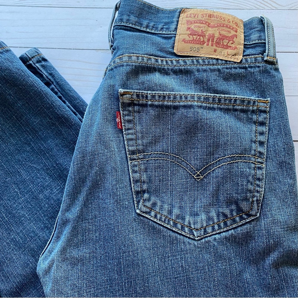Men’s LEVI’S 505 Red Tab Straight Leg Jeans 31x30